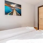 Laba Bursztynowe Z Miejscami Postojowymi *