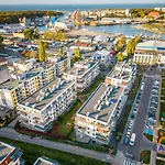 Laba Bursztynowe Z Miejscami Postojowymi