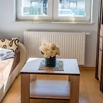 Laba Bursztynowe Z Miejscami Postojowymi Kołobrzeg