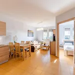 Lägenhet Laba Bursztynowe Z Miejscami Postojowymi *