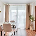 Laba Bursztynowe Z Miejscami Postojowymi