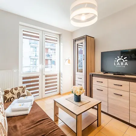 Laba Bursztynowe Z Miejscami Postojowymi *