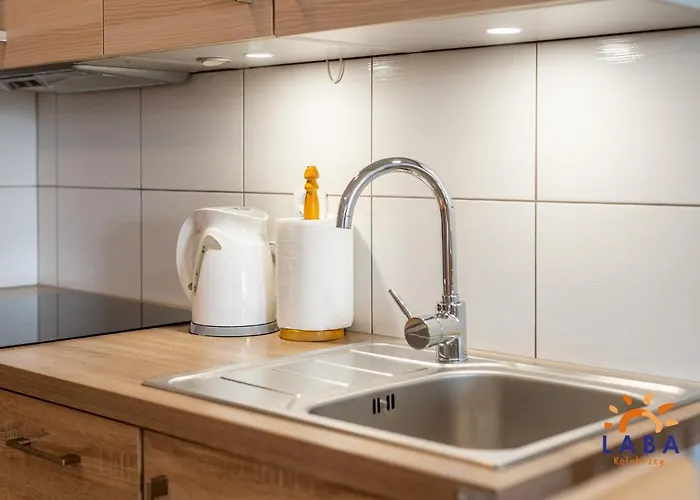 Laba Bursztynowe Z Miejscami Postojowymi