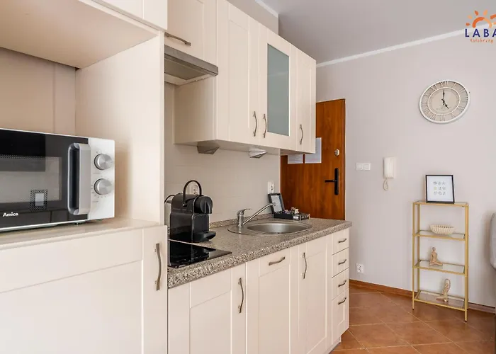 Laba Bursztynowe Z Miejscami Postojowymi Kołobrzeg